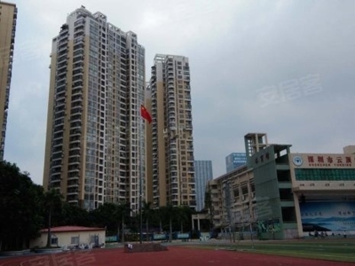 Apa sing ndadekake proyek kolam renang Blueway ing Yunding Cuifeng Phase III dadi fasilitas luang sing luar biasa?